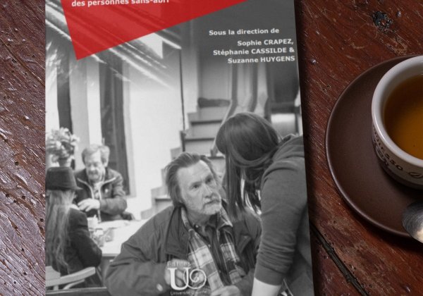 Le livre de Comme Chez Nous est enfin disponible !